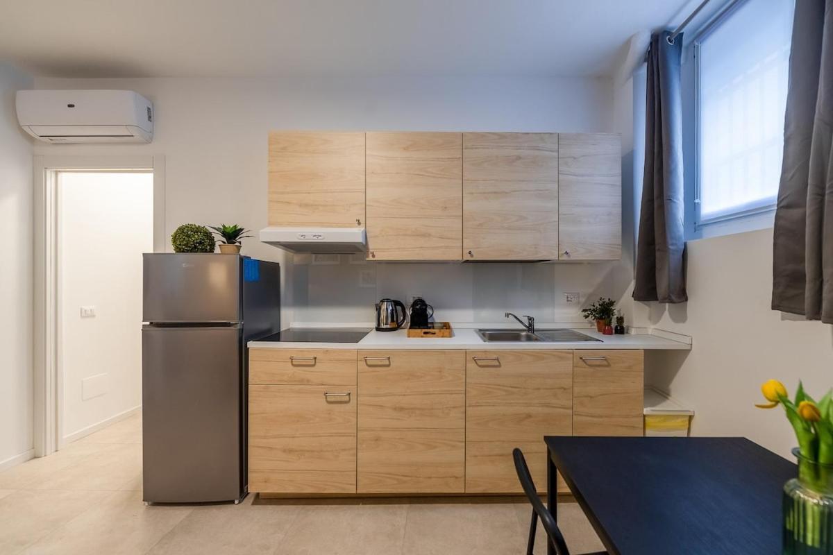 밀라노 Authentic Private Flat 2 Min From Navigli 아파트 외부 사진